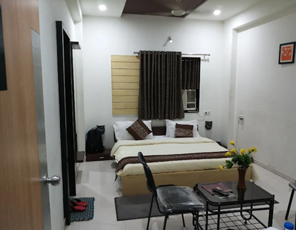 1 x EXECUTIVE ROOM